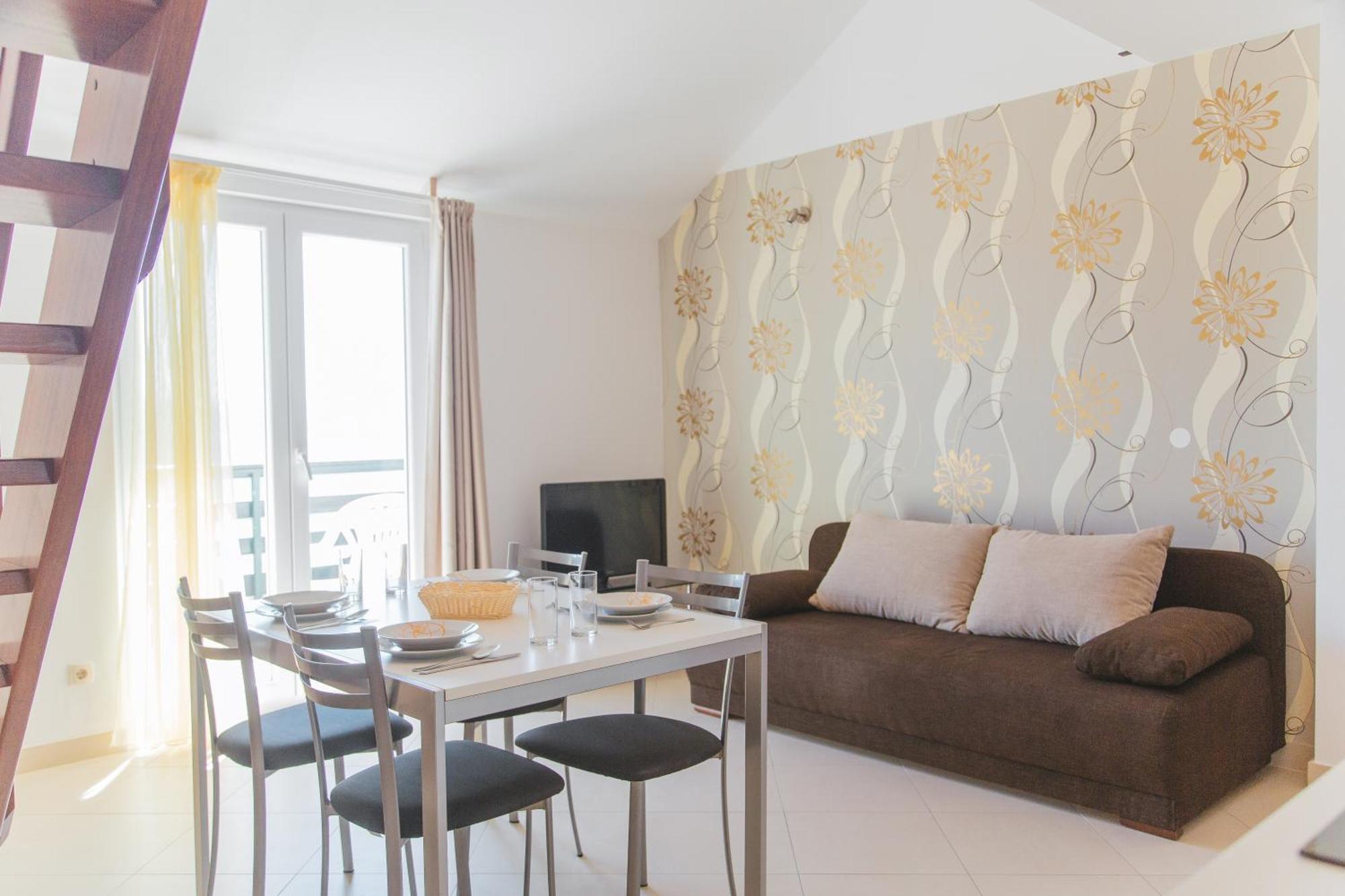 Apartments Sea View Omiš Pokoj fotografie